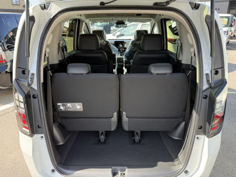 ホンダ フリード 4枚目