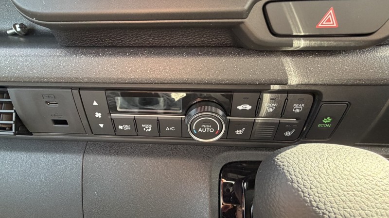 ホンダ N BOX 11枚目