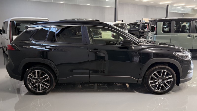 トヨタ カローラクロス 2枚目