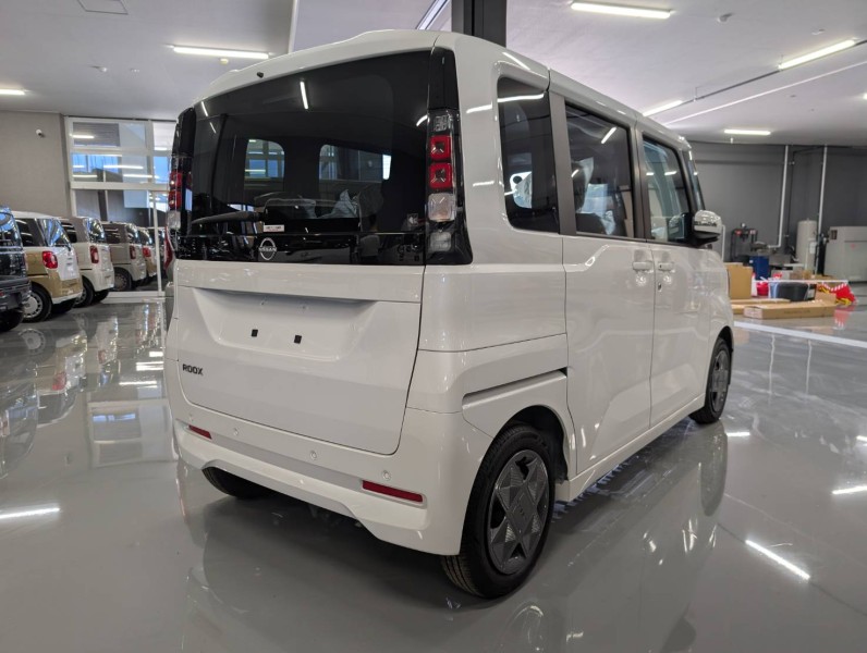 ニッサン ルークス 4枚目