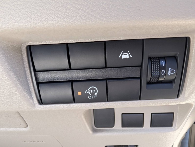 三菱 eKスペース 13枚目