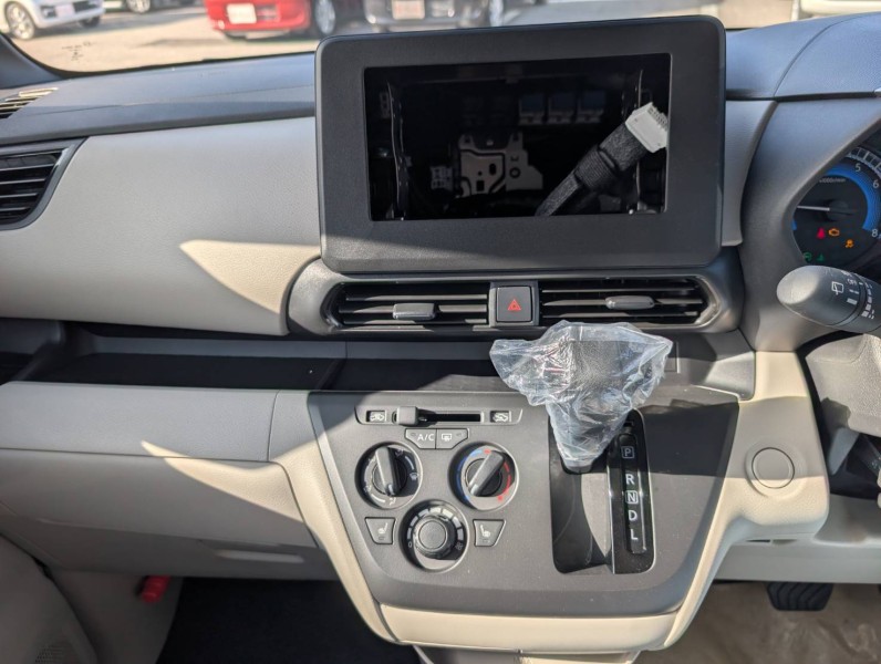 三菱 eKスペース 14枚目