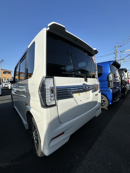 ダイハツ タント 4枚目