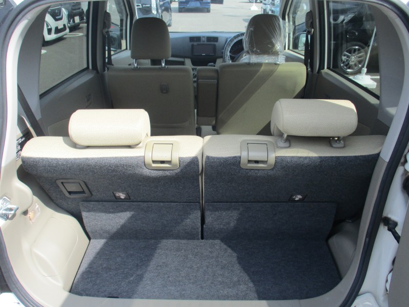 ダイハツ ムーヴ 9枚目