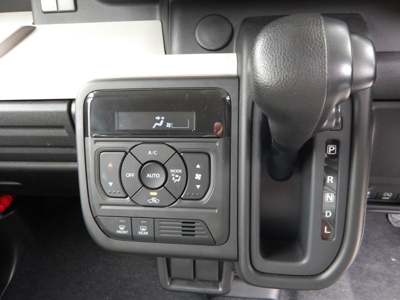 スズキ スペーシア 15枚目