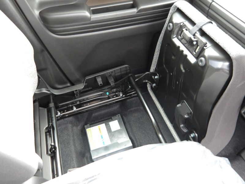 スズキ スペーシア 16枚目