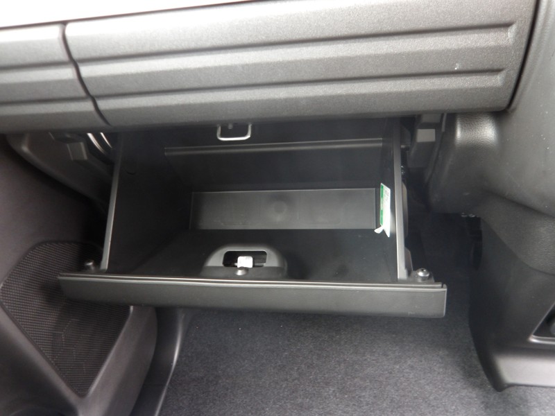 スズキ スペーシア 18枚目