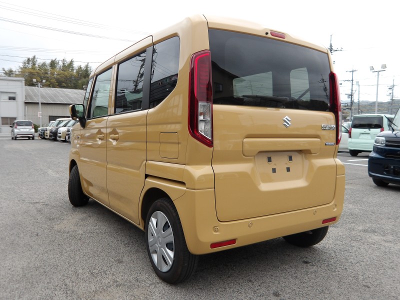 スズキ スペーシア 6枚目