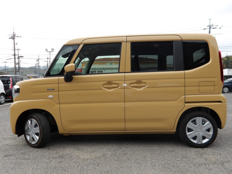 スズキ スペーシア 7枚目