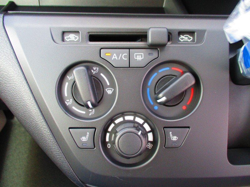 三菱 eKワゴン 17枚目