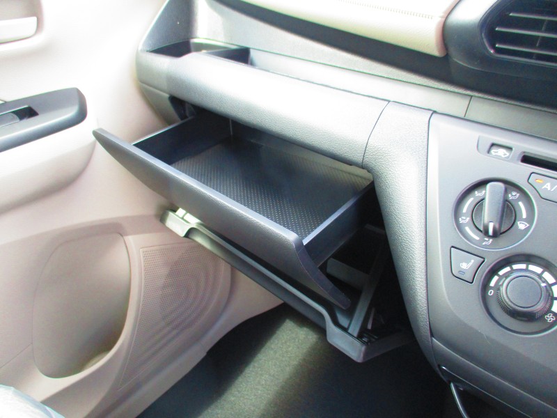 三菱 eKワゴン 19枚目