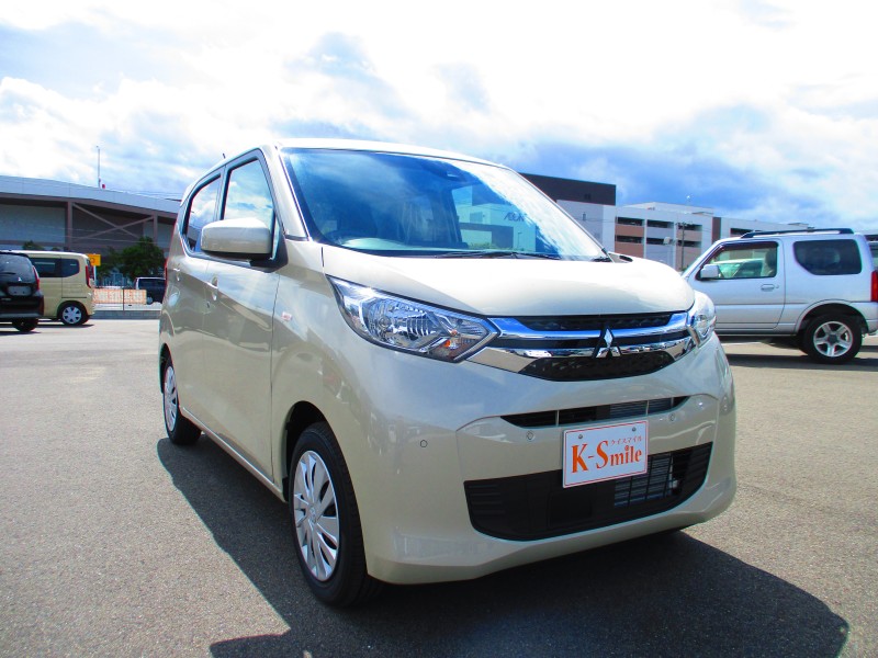 三菱 eKワゴン 2枚目