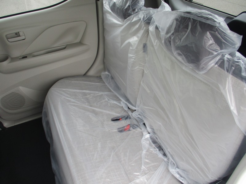 三菱 eKワゴン 10枚目