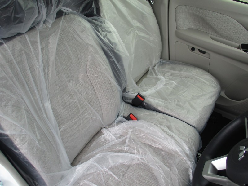 三菱 eKワゴン 11枚目