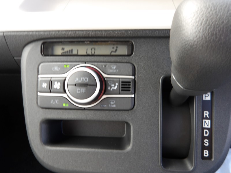 ダイハツ ムーヴキャンバス 15枚目