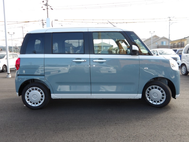 ダイハツ ムーヴキャンバス 3枚目