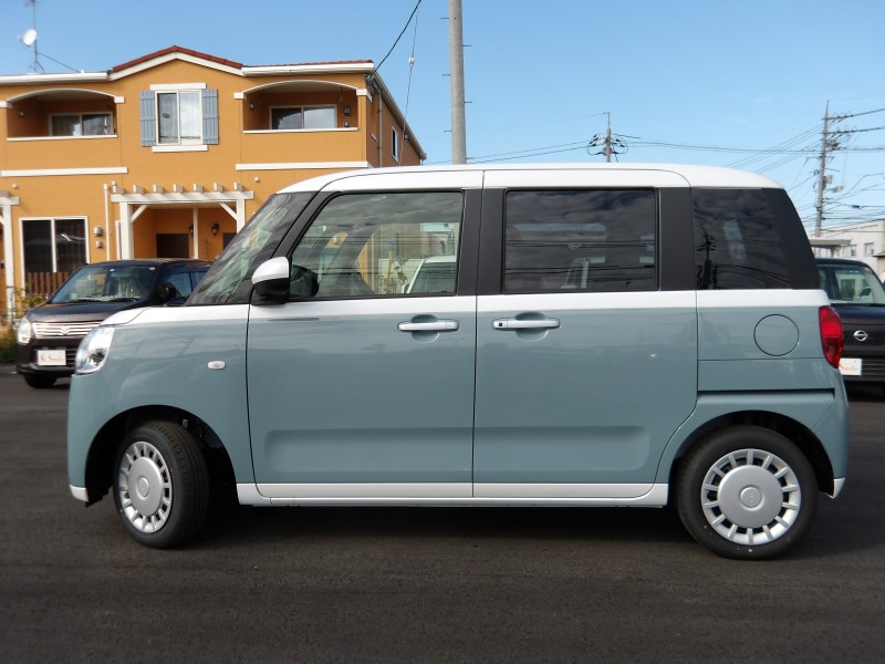 ダイハツ ムーヴキャンバス 7枚目