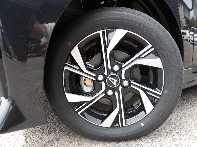 ダイハツ タント 8枚目