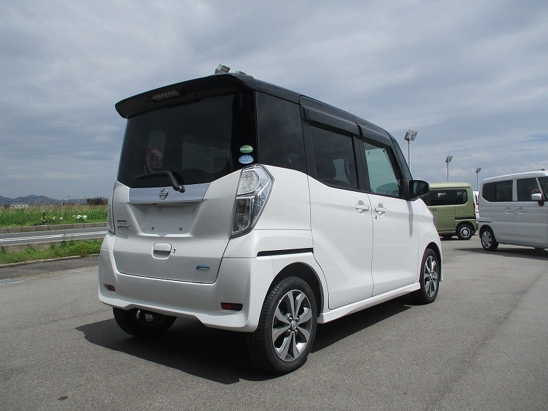 ニッサン デイズルークス 5枚目