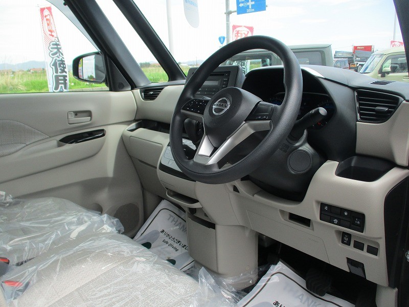 ニッサン ルークス 16枚目