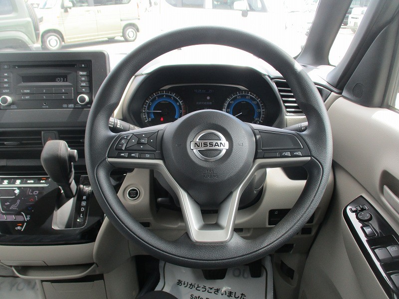 ニッサン ルークス 18枚目