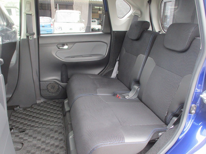 ダイハツ ムーヴ 13枚目