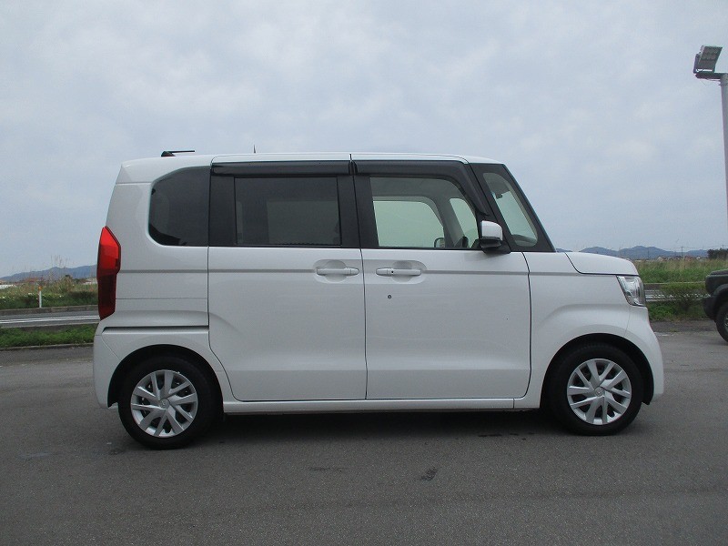 ホンダ N BOX 4枚目