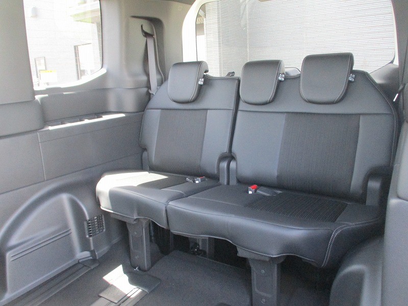 ホンダ ステップワゴンスパーダ 13枚目