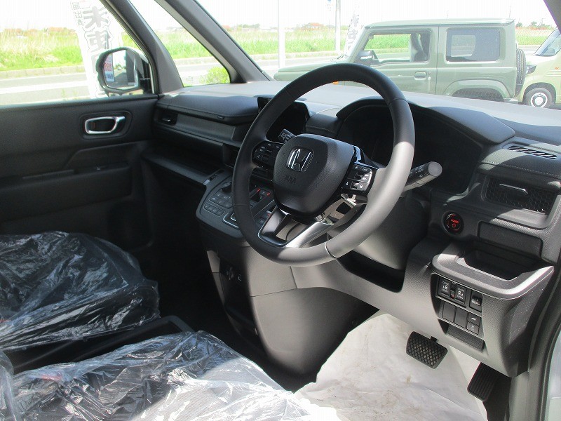 ホンダ ステップワゴンスパーダ 16枚目