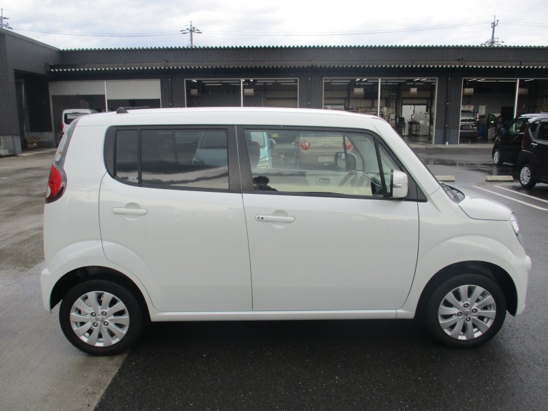 ニッサン モコ 3枚目