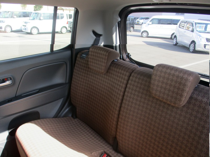 ニッサン モコ 10枚目