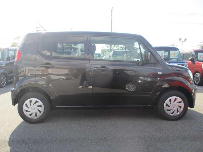 ニッサン モコ 3枚目