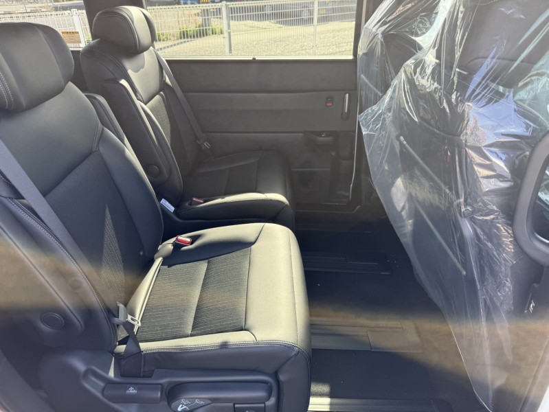 ホンダ ステップワゴンスパーダ 9枚目