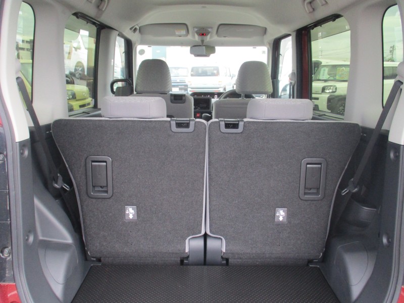 ダイハツ タント 9枚目