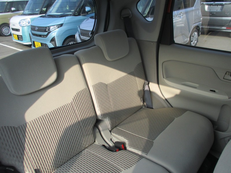 ダイハツ ムーヴ 10枚目