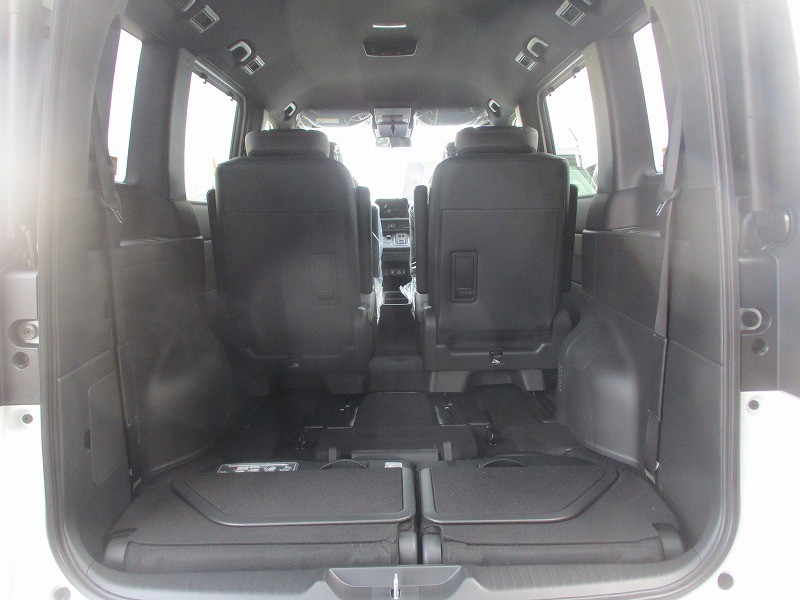 ホンダ ステップワゴンスパーダ 9枚目