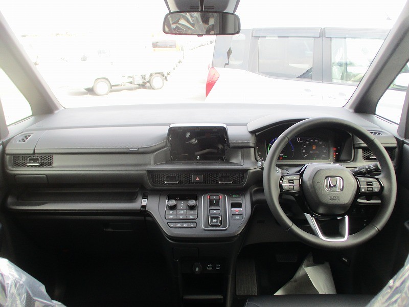ホンダ ステップワゴンスパーダ 16枚目