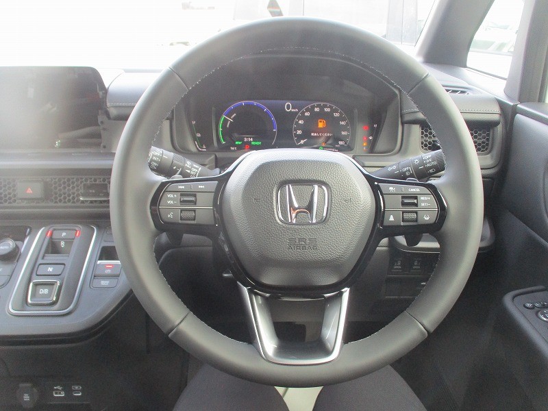 ホンダ ステップワゴンスパーダ 19枚目