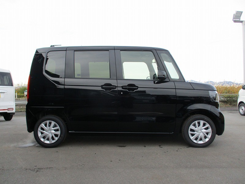 ホンダ N BOX 4枚目