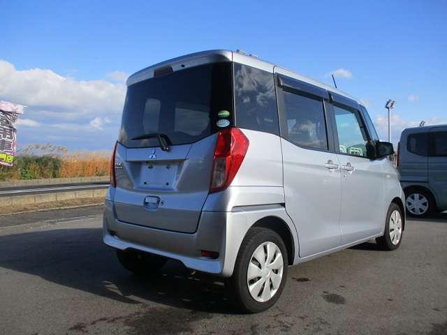 三菱 eKスペース 4枚目