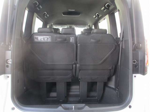 ホンダ ステップワゴンスパーダ 9枚目