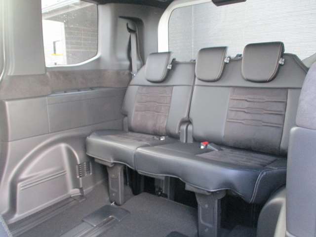 ホンダ ステップワゴンスパーダ 10枚目