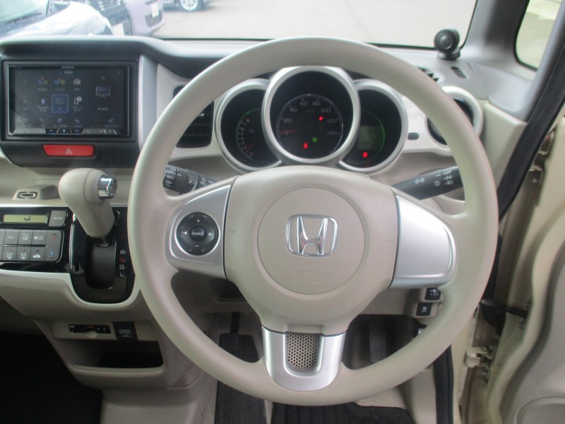 ホンダ N BOX 11枚目