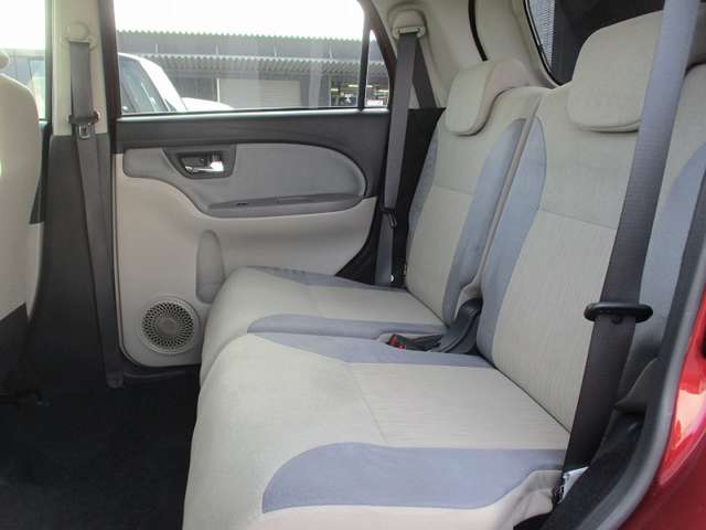 ダイハツ キャストスタイル 10枚目