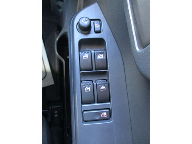 ダイハツ ウェイク 17枚目