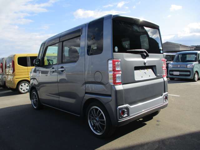 ダイハツ ウェイク 6枚目