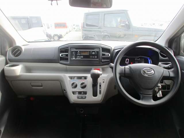 ダイハツ ミライース 12枚目