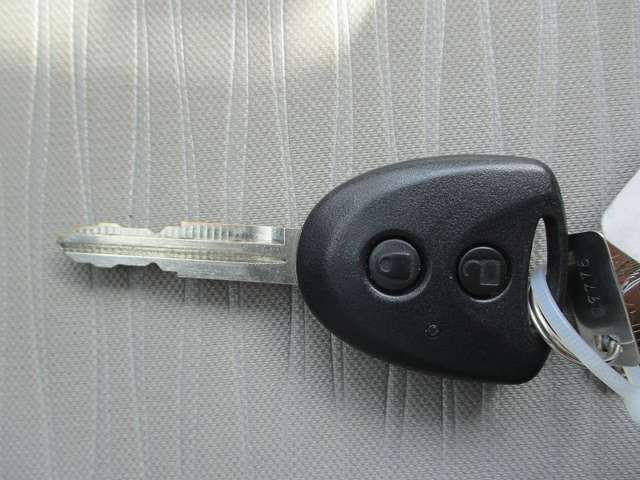 ダイハツ ミライース 19枚目