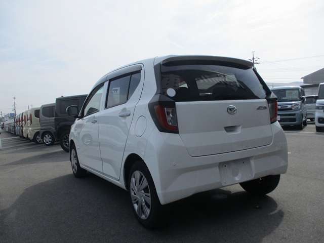 ダイハツ ミライース 6枚目