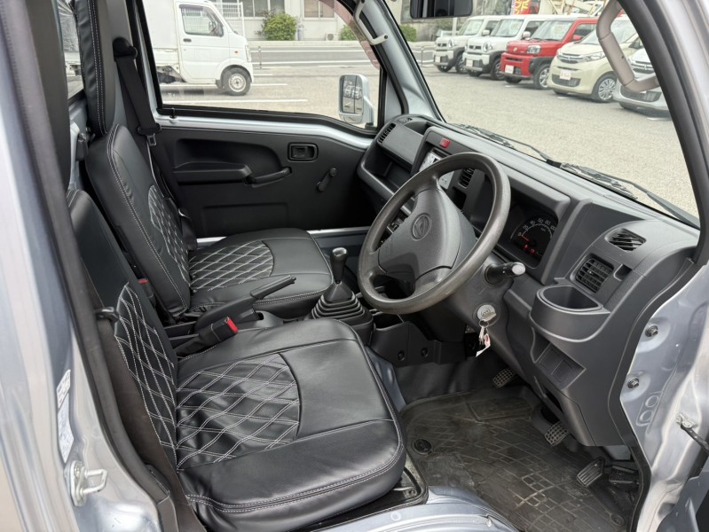 ダイハツ ハイゼット 9枚目